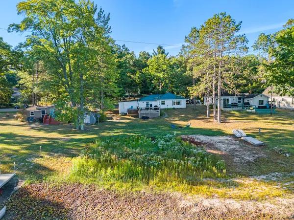 $249,900 | 3957 Cleveland Drive West, Bitely, MI 49309