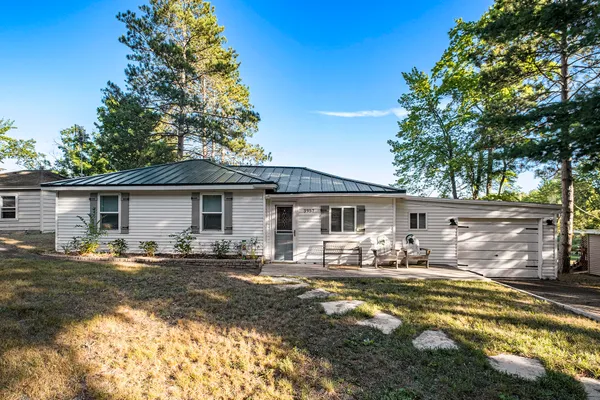 $249,900 | 3957 Cleveland Drive West, Bitely, MI 49309