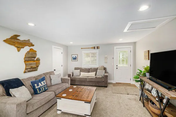 $249,900 | 3957 Cleveland Drive West, Bitely, MI 49309