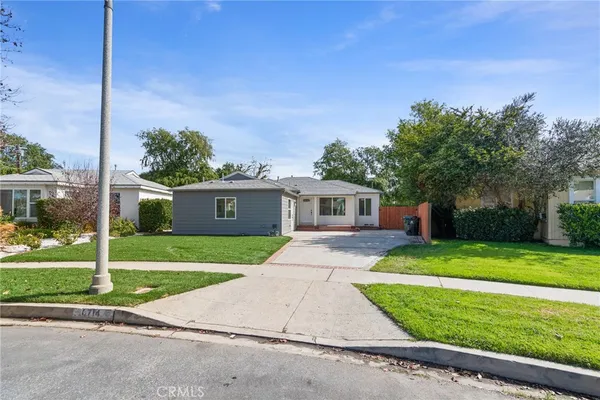 $1,040,000 | 6714 Jellico Avenue, Lake Balboa, CA 91406