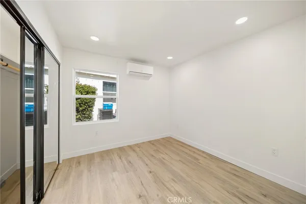 $1,040,000 | 6714 Jellico Avenue, Lake Balboa, CA 91406