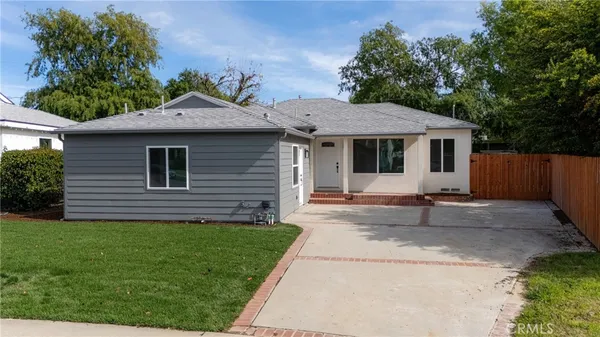 $1,040,000 | 6714 Jellico Avenue, Lake Balboa, CA 91406