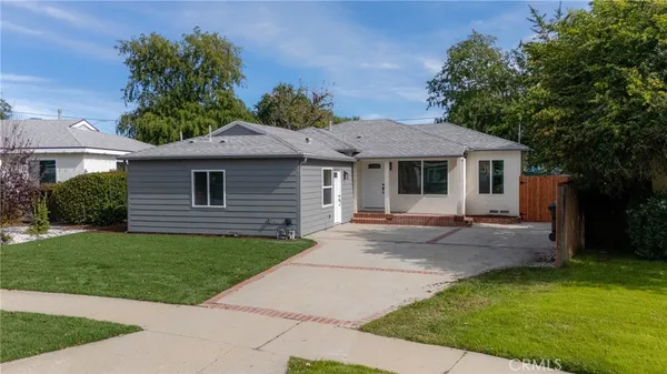 $1,040,000 | 6714 Jellico Avenue, Lake Balboa, CA 91406