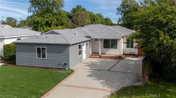 $1,040,000 | 6714 Jellico Avenue, Lake Balboa, CA 91406
