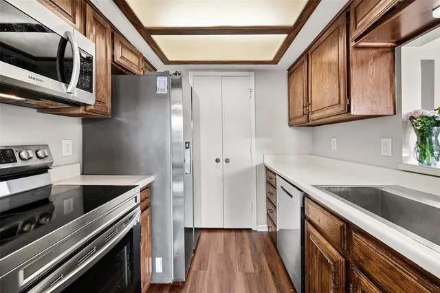 $205,000 | 1031 Signal Ridge Place, Unit 1031, Rockwall, TX 75032