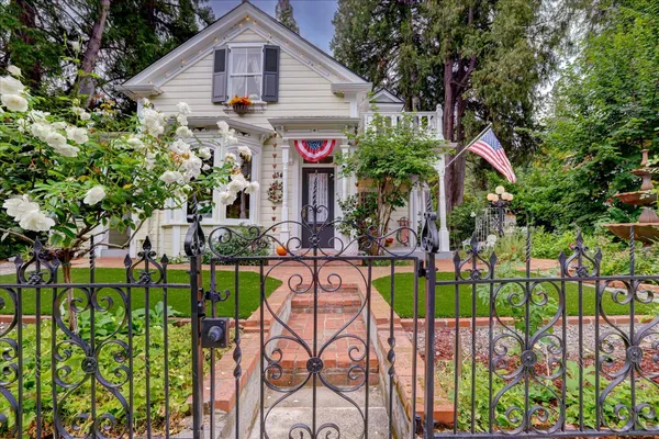 $799,000 | 134 Boulder Street, Nevada City, CA 95959