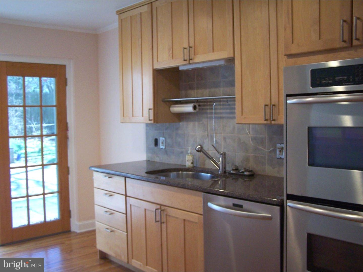 1420 Firethorne Lane Glenside, PA 19038 - Photo 8 of 25 Kitchen