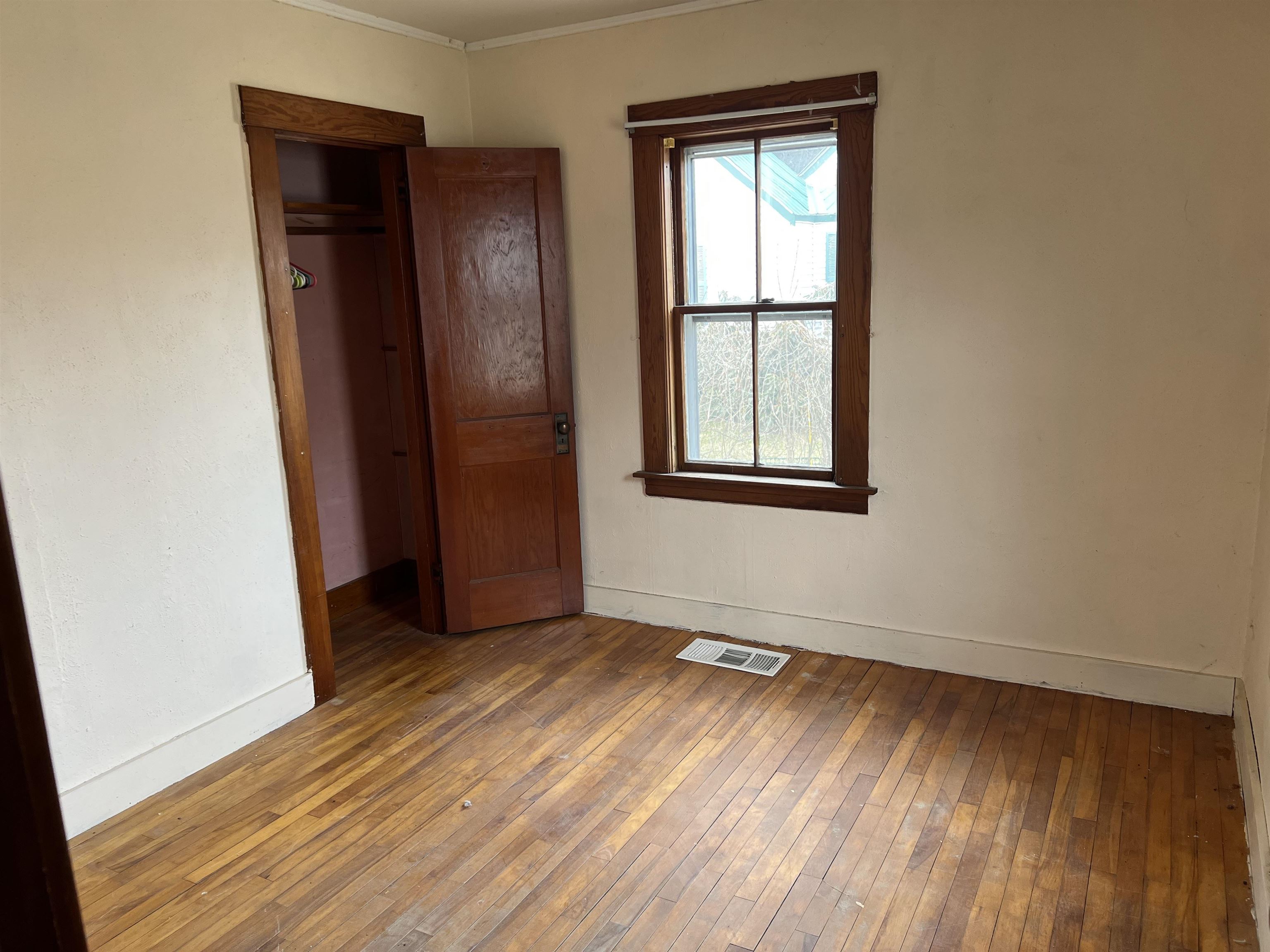 128 Weston Height Road Windsor, VT 05089 - Photo 5 of 12 Gallery Image 5