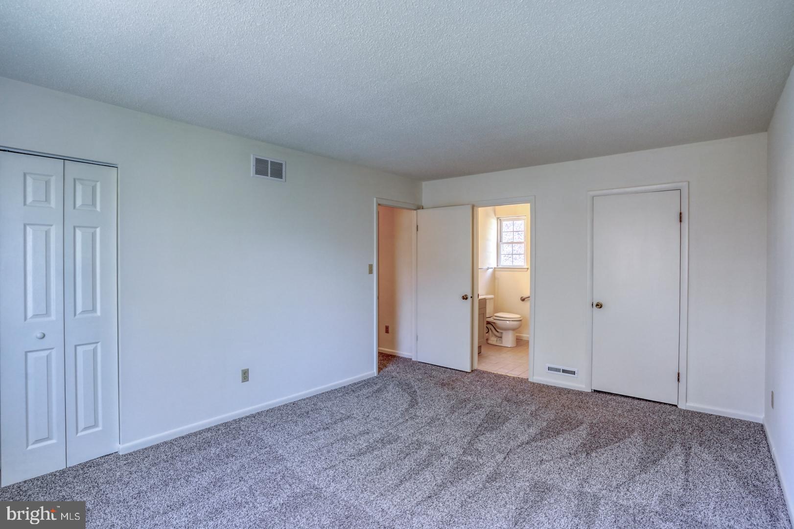 39 Duchess Circle Dover, DE 19901 - Photo 41 of 48 a view of an empty room and window