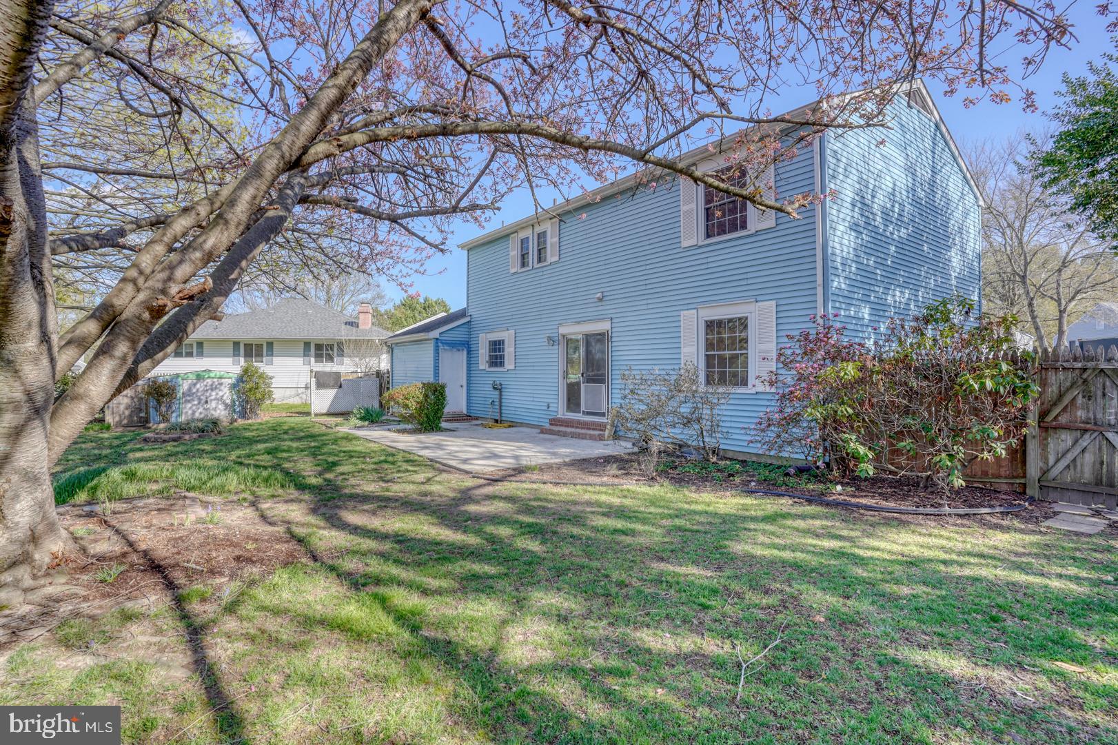 39 Duchess Circle Dover, DE 19901 - Photo 43 of 48 a house view with a sitting space and garden