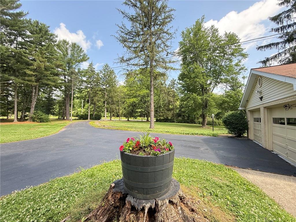 397 Hadley Road Greenville, PA 16125 - Photo 3 of 37 paved driveway