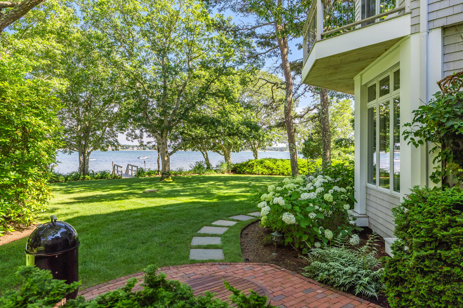 33 Pasture Road Cataumet, MA 02534 - Photo 9 of 90 33 Pasture Road