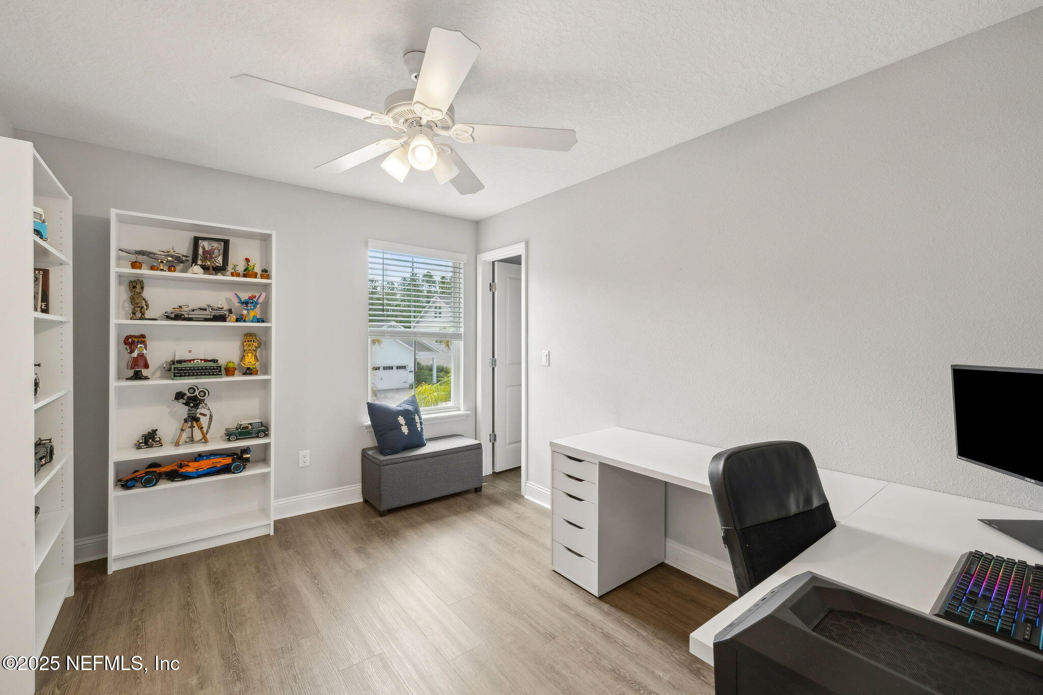 228 Killarney Avenue St. Johns, FL 32259 - Photo 25 of 64 a workspace with furniture and window