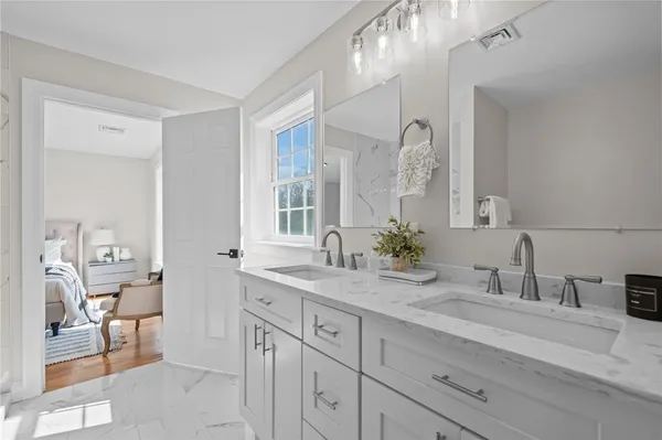 $649,500 | 2 Old County Vlg Way, Unit A, Smithfield, RI 02917