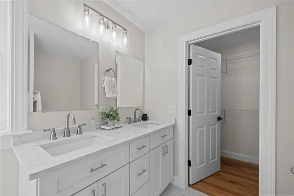 $649,500 | 2 Old County Vlg Way, Unit A, Smithfield, RI 02917