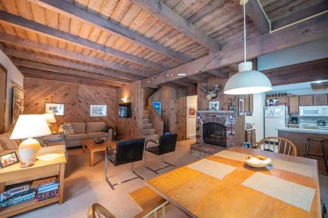 $449,000 | 4 A Suntec Loop, Unit 4A, West Dover, VT 05356