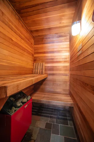 $449,000 | 4 A Suntec Loop, Unit 4A, West Dover, VT 05356