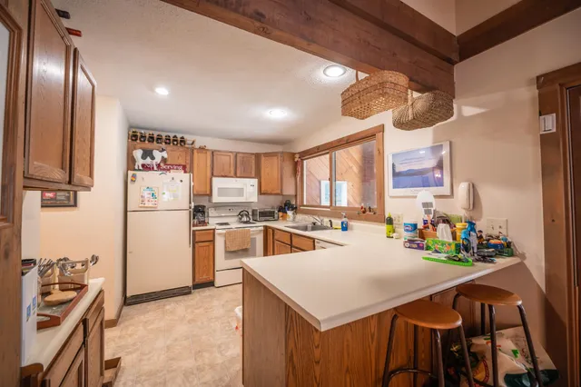 $449,000 | 4 A Suntec Loop, Unit 4A, West Dover, VT 05356