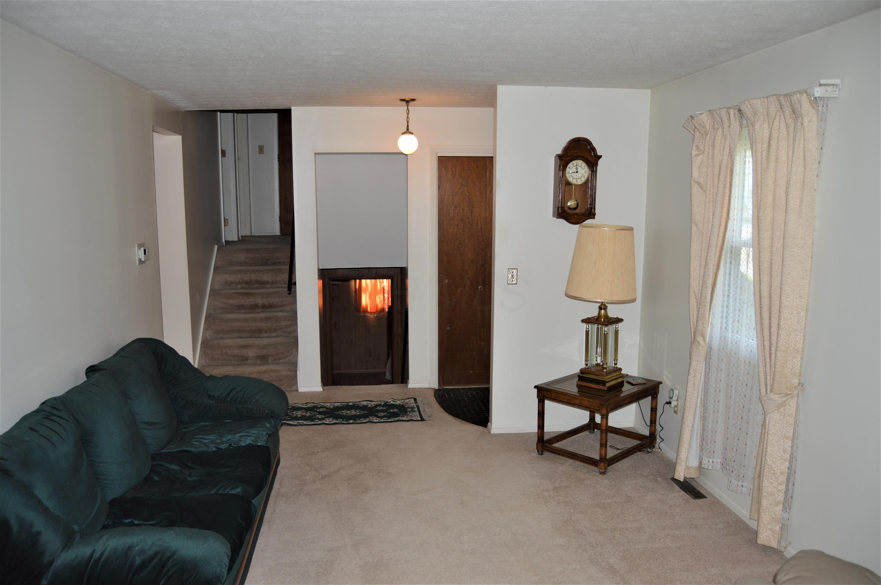 3460 Claretta Road Columbus, OH 43232 - Photo 3 of 18 Gallery Image 3