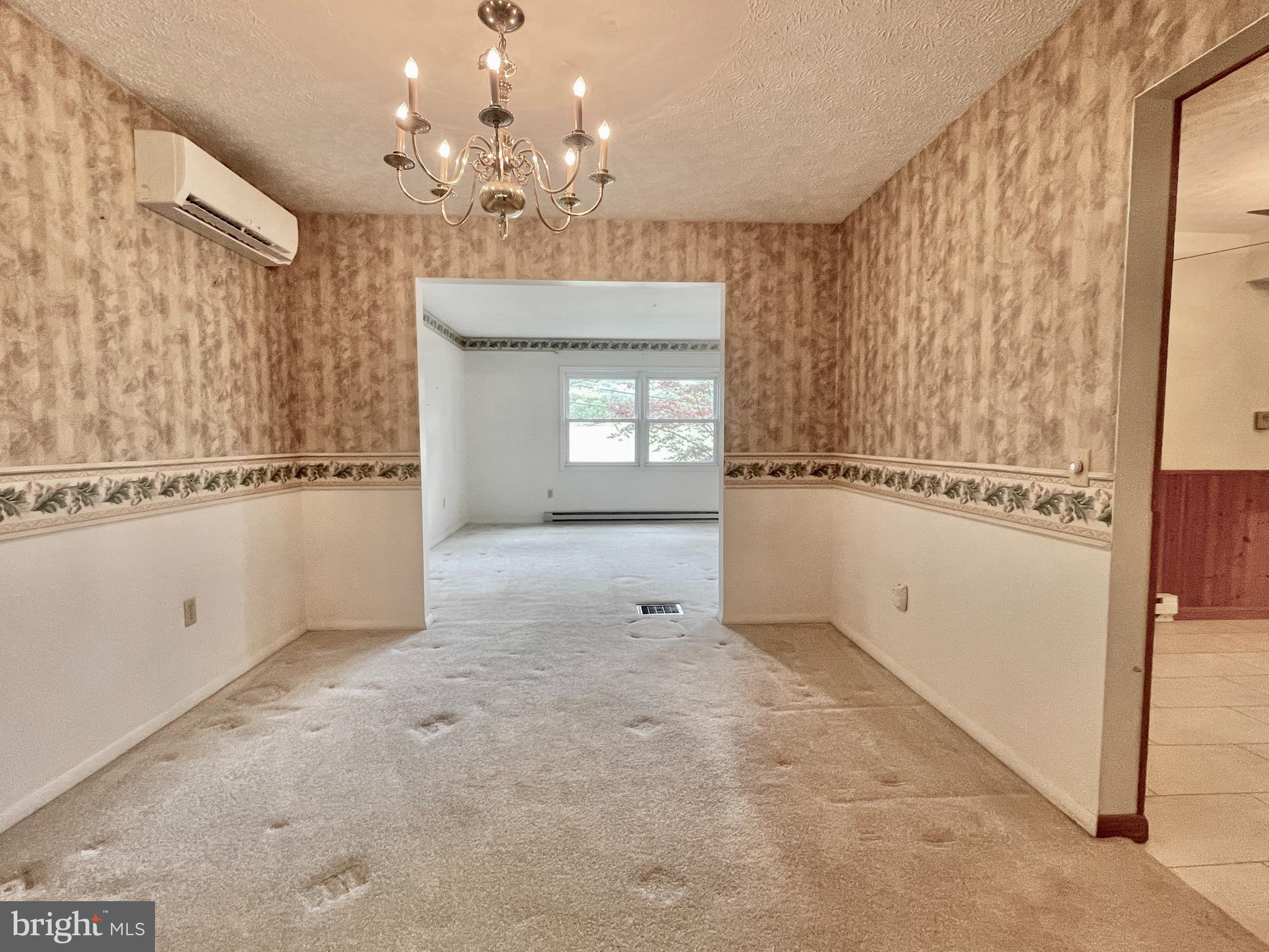 11010 Cash Valley Road Northwest Cumberland, MD 21502 - Photo 18 of 88 Dining Room