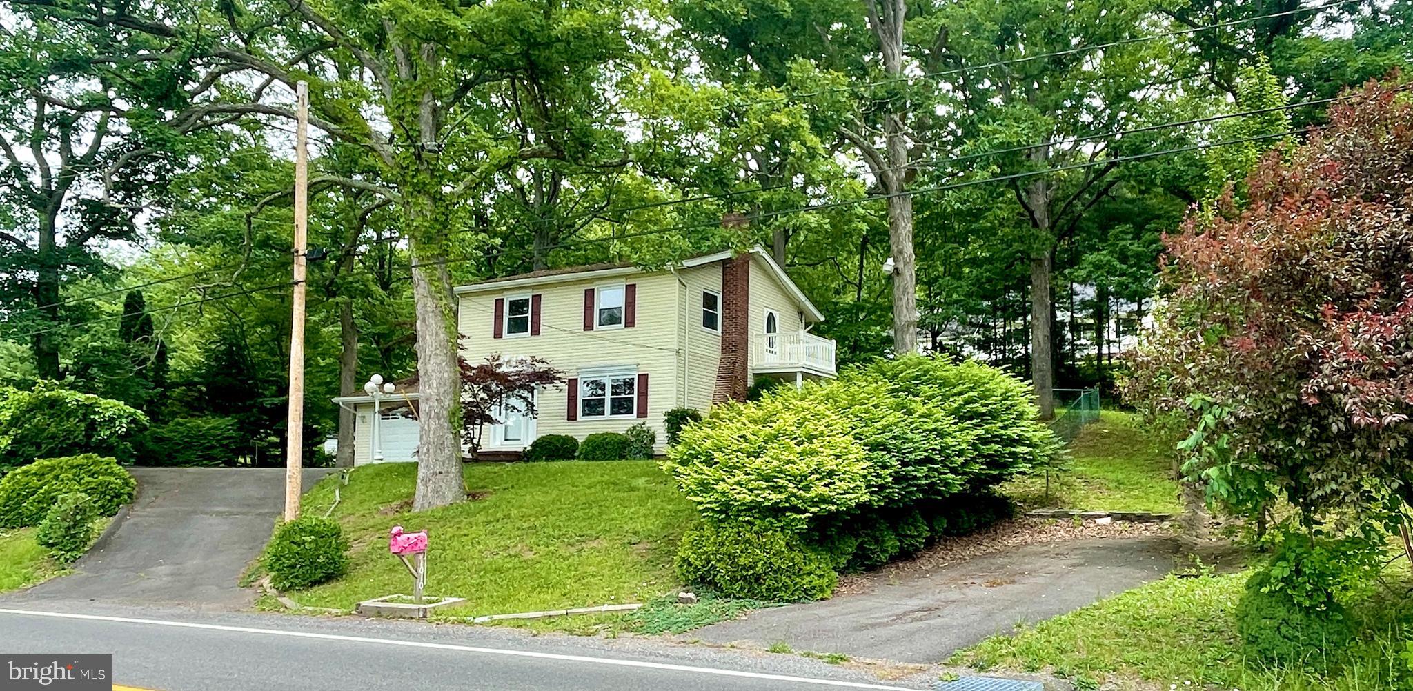 11010 Cash Valley Road Northwest Cumberland, MD 21502 - Photo 2 of 88 Additional parking
