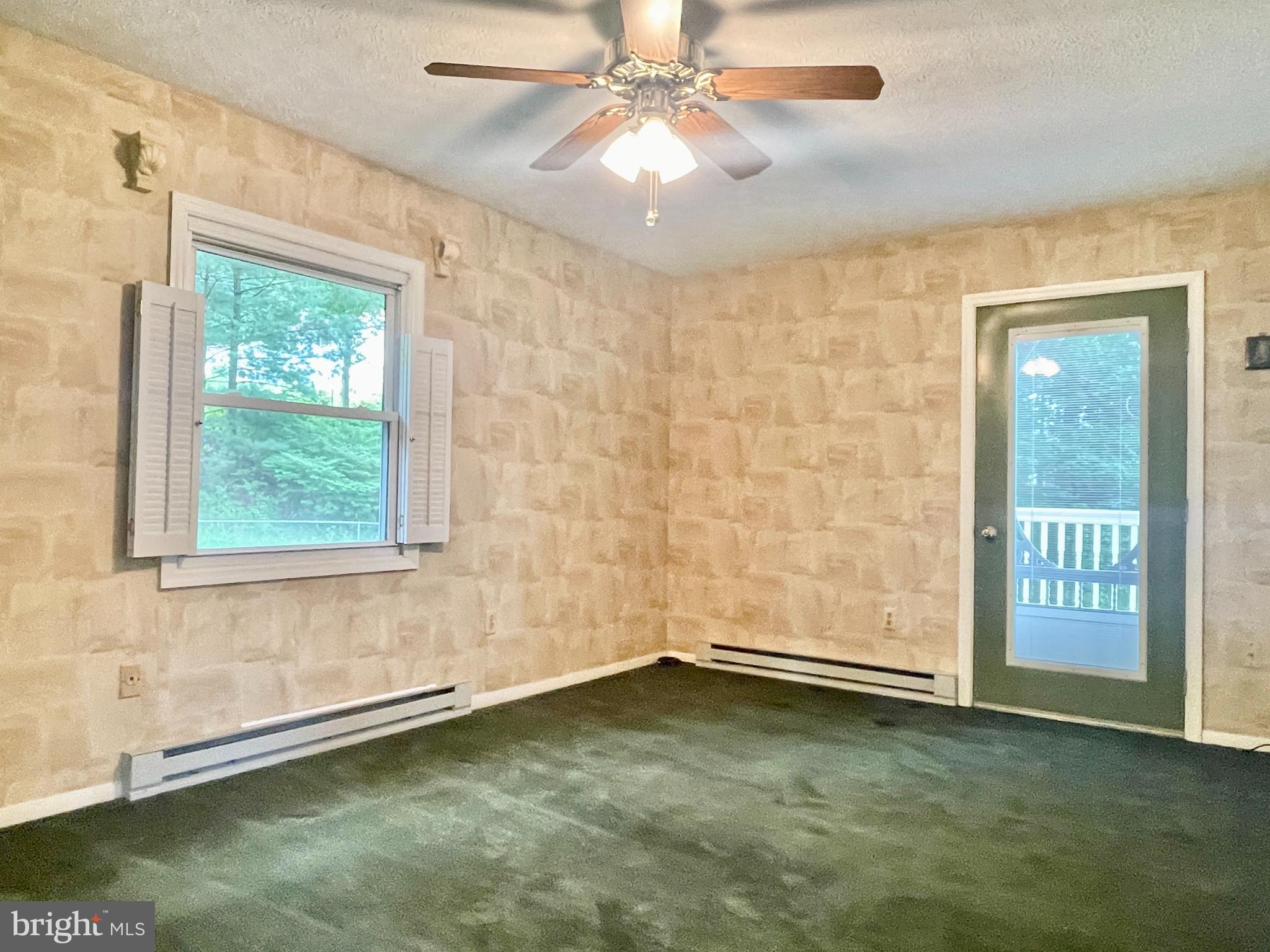 11010 Cash Valley Road Northwest Cumberland, MD 21502 - Photo 43 of 88 Primary Bedroom
