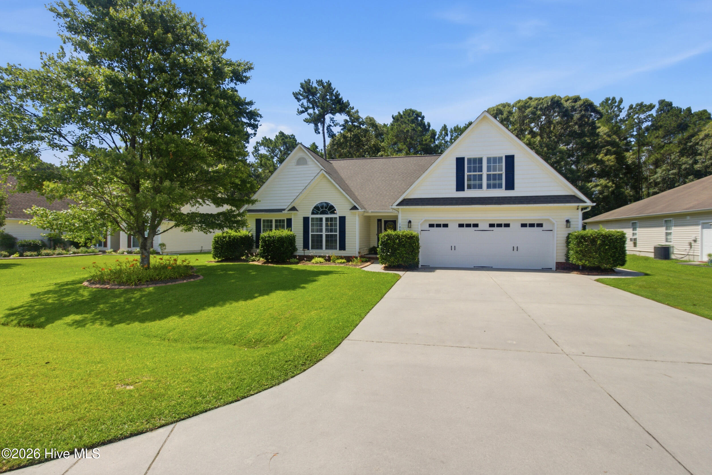 100 Sand Run Road Havelock, NC 28532 - Photo 2 of 39