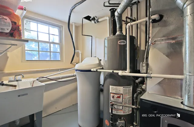 a view of garden with patio