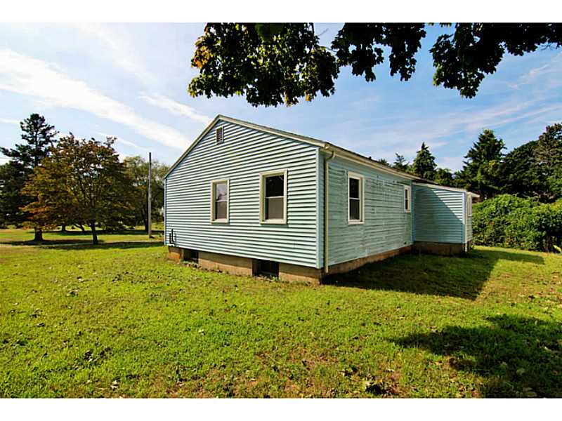 76 Weekapaug Road Westerly, RI 02891 - Photo 4 of 18 Exterior Back.