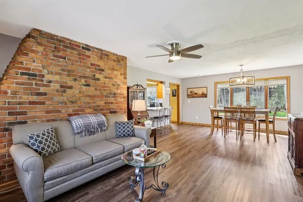 $525,000 | 3378 Hillsville Road, Unit RD, Edinburg, PA 16116