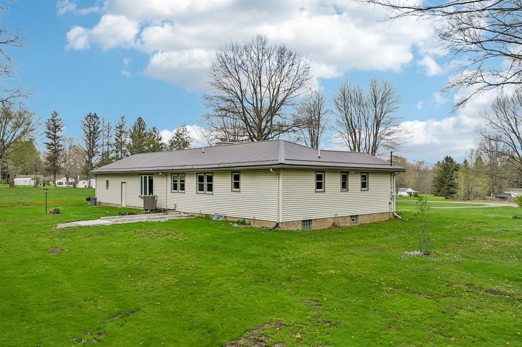 3378 Hillsville Road Edinburg, PA 16116 - Photo 37 of 46