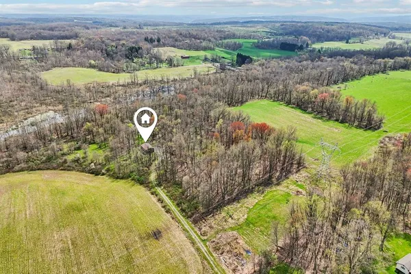 $525,000 | 3378 Hillsville Road, Unit RD, Edinburg, PA 16116