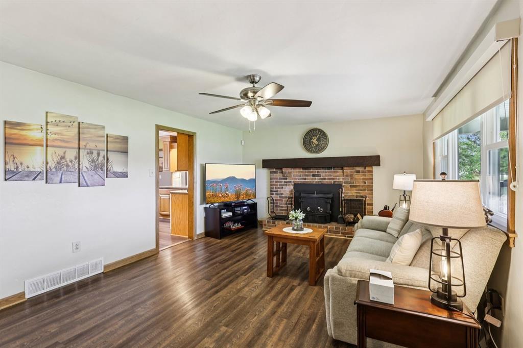 3378 Hillsville Road Edinburg, PA 16116 - Photo 5 of 46