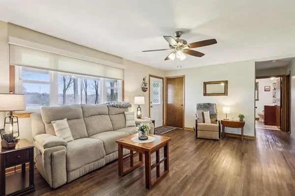 $525,000 | 3378 Hillsville Road, Unit RD, Edinburg, PA 16116