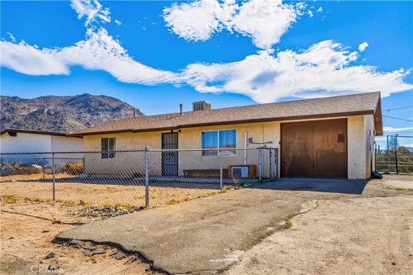 $215,000 | 7004 49 Palms Avenue, Twentynine Palms, CA 92277