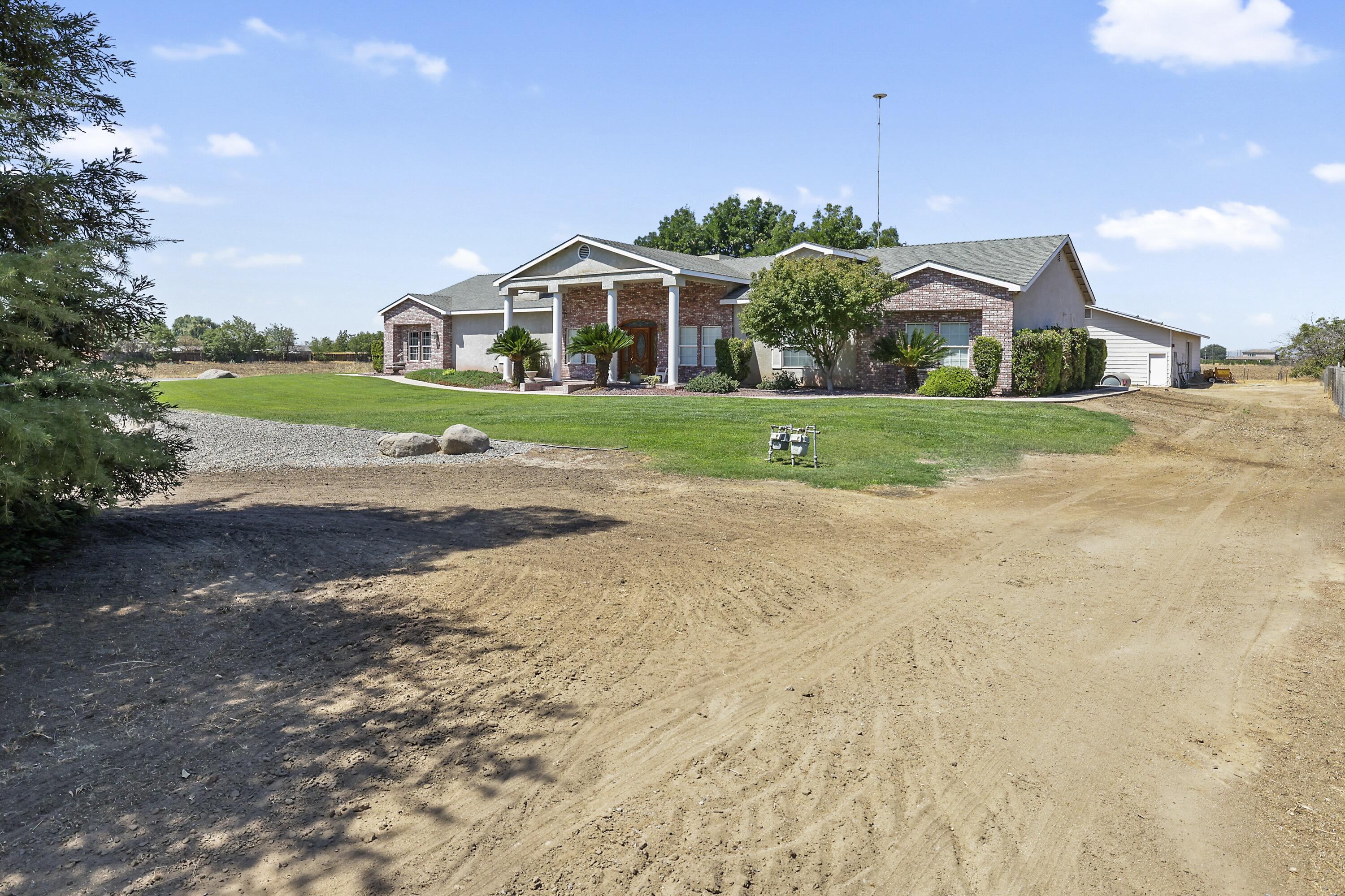 595 South Anderson Road Exeter, CA 93221 - Photo 47 of 61 19E4CB1D-F1FC-4102-BCCE-5F6D3FE13669_1_2