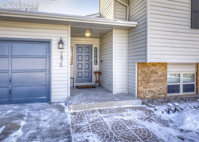 $450,000 | 7475 Painted Rock Drive, Colorado Springs, CO 80911