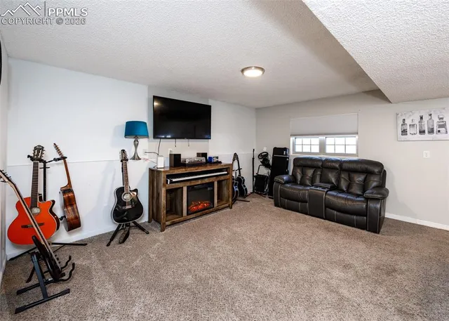 $450,000 | 7475 Painted Rock Drive, Colorado Springs, CO 80911