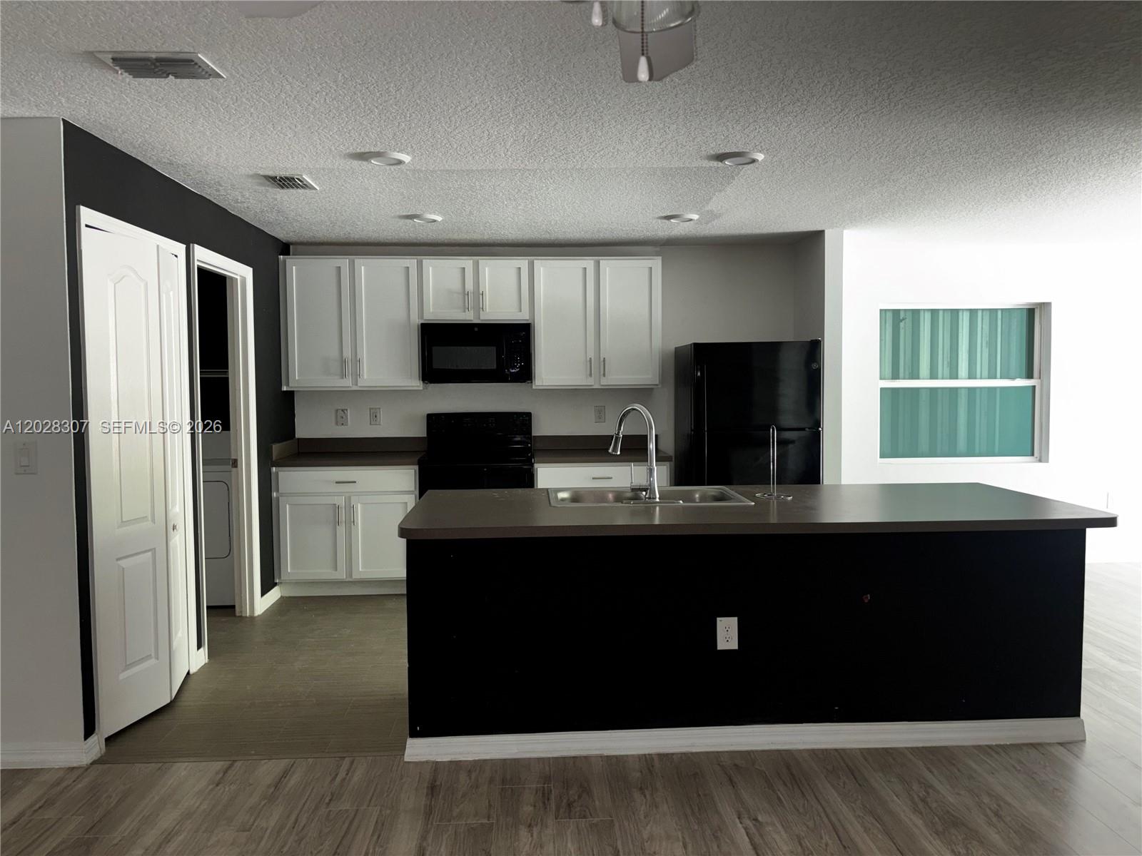2650 Degroodt Road Southwest Palm Bay, FL 32908 - Photo 2 of 14