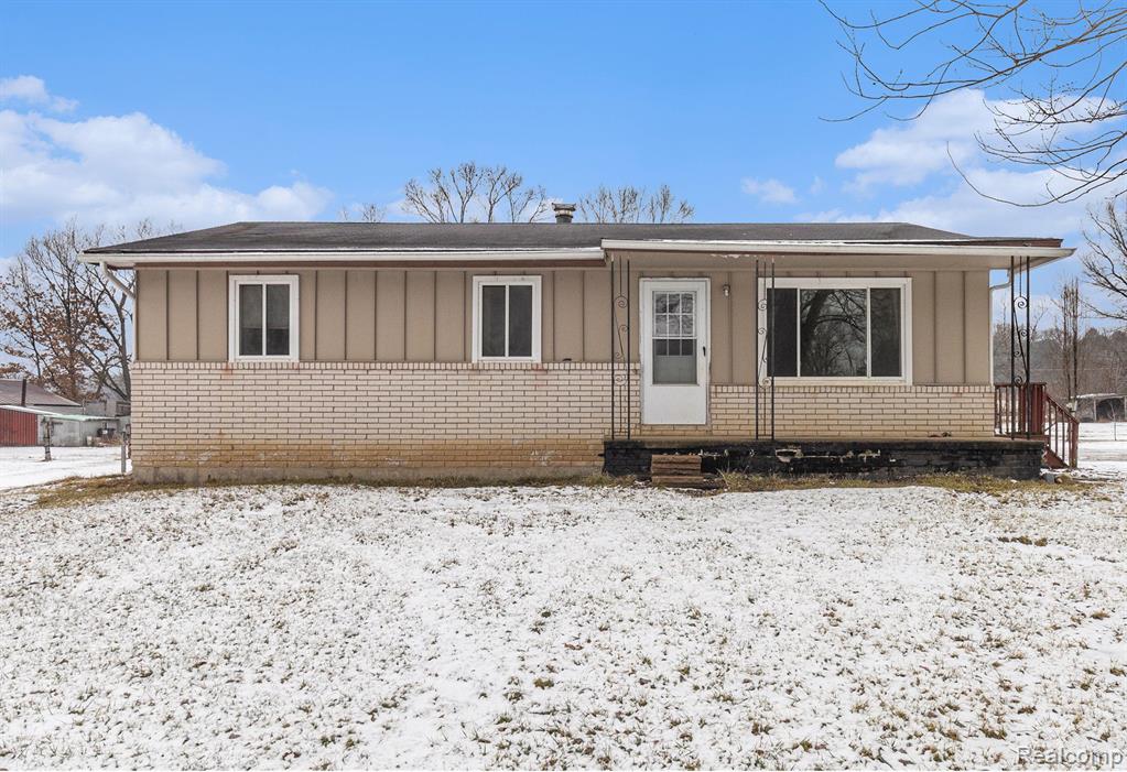 1726 Peavy Road Howell, MI 48843 - Photo 3 of 43