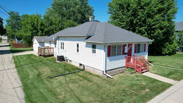 $238,000 | 607 West Jackson Street, Tomah, WI 54660