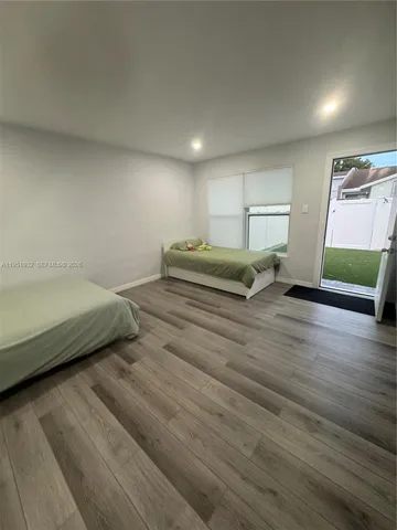 $3,500 | 5482 Lakewood Circle South, Unit B, Margate, FL 33063