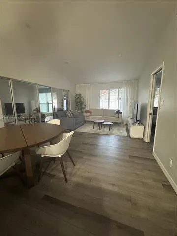 $3,500 | 5482 Lakewood Circle South, Unit B, Margate, FL 33063