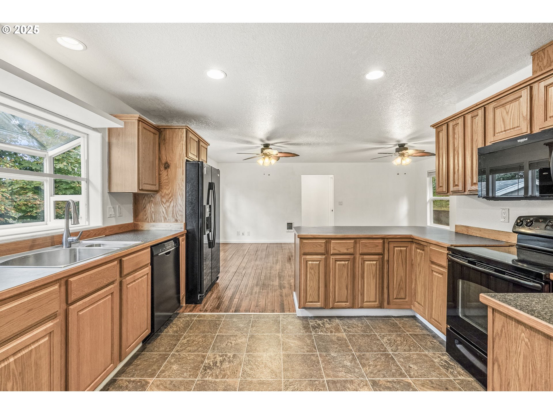 230 Haussler Road Kelso, WA 98626 - Photo 8 of 15