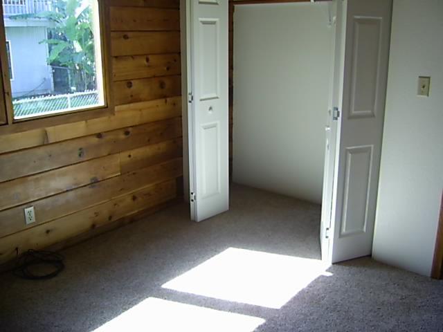 4615 Lower Kula Road Kula, HI 96790 - Photo 13 of 20 a view of an empty room and window