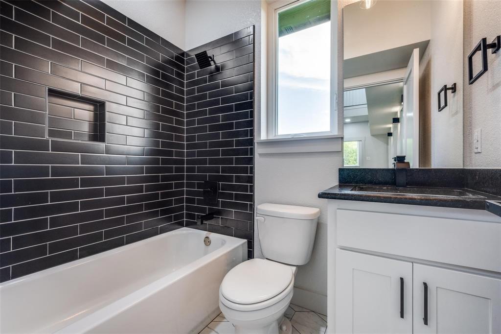 614 Twin Hills Road Lake Bridgeport, TX 76426 - Photo 19 of 28