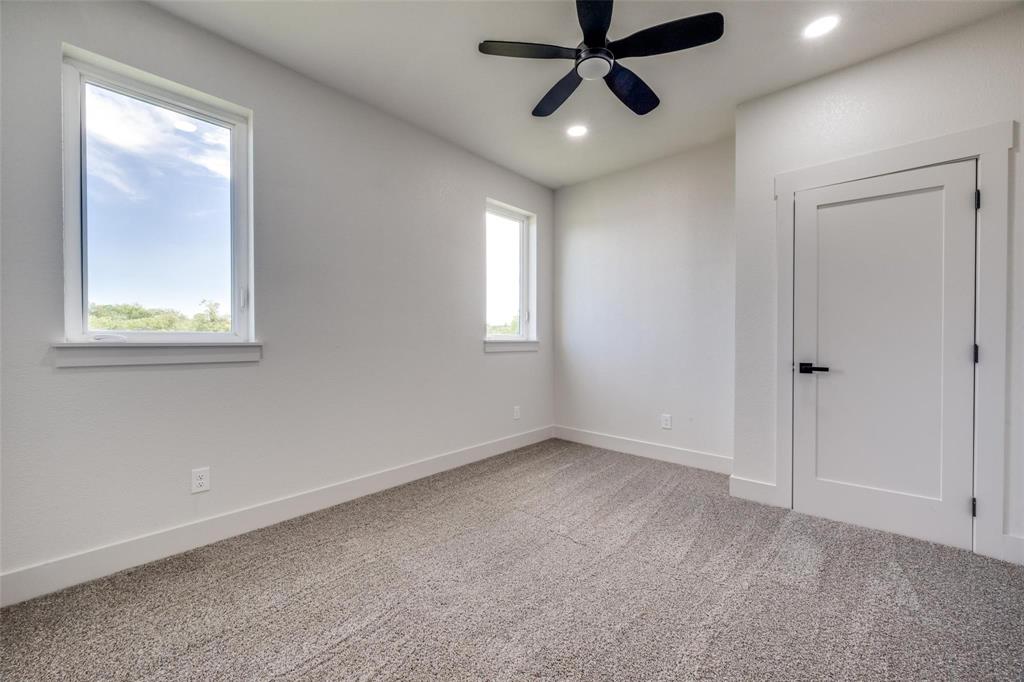 614 Twin Hills Road Lake Bridgeport, TX 76426 - Photo 20 of 28