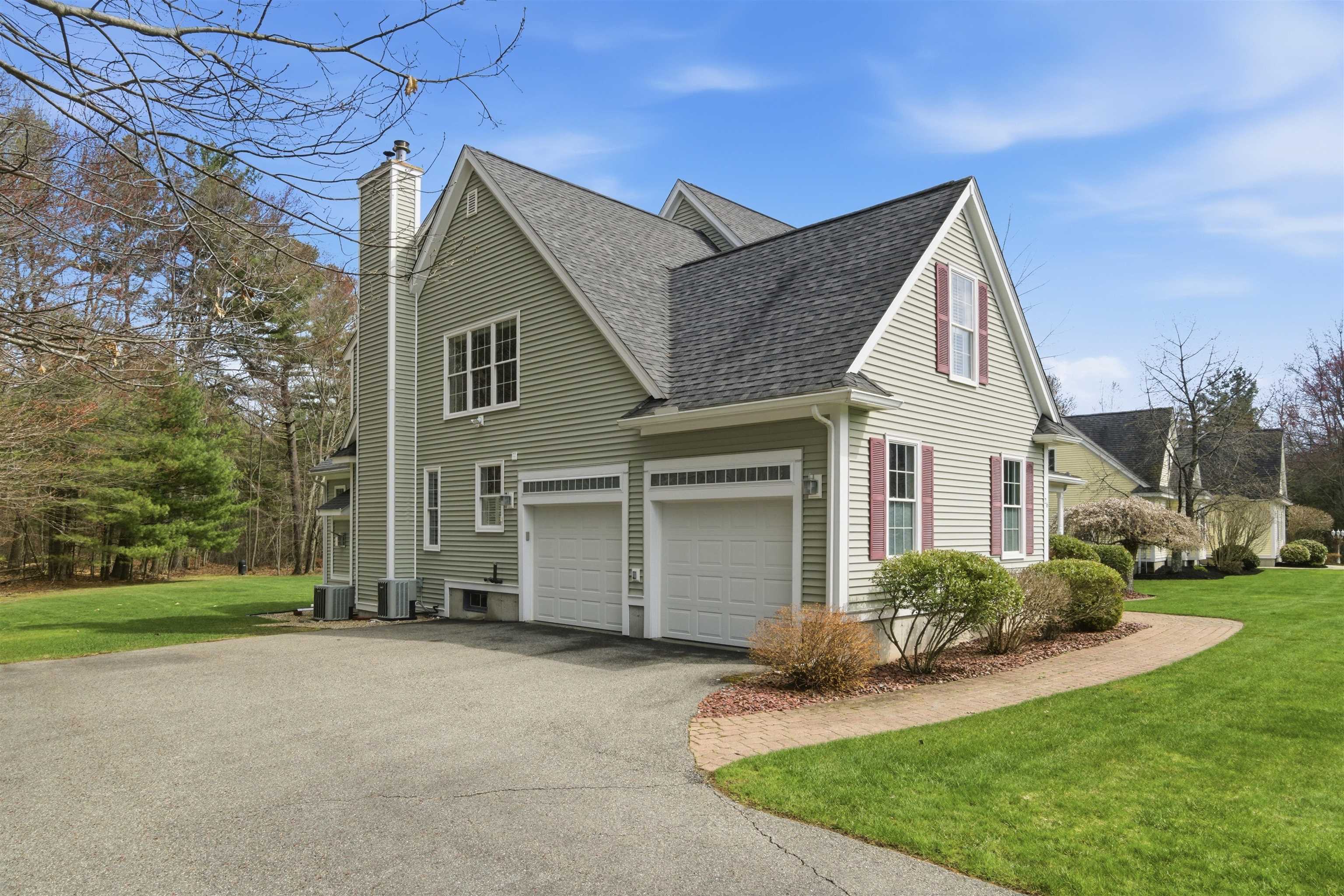 26 Flintlock Road Salem, NH 03079 - Photo 3 of 59