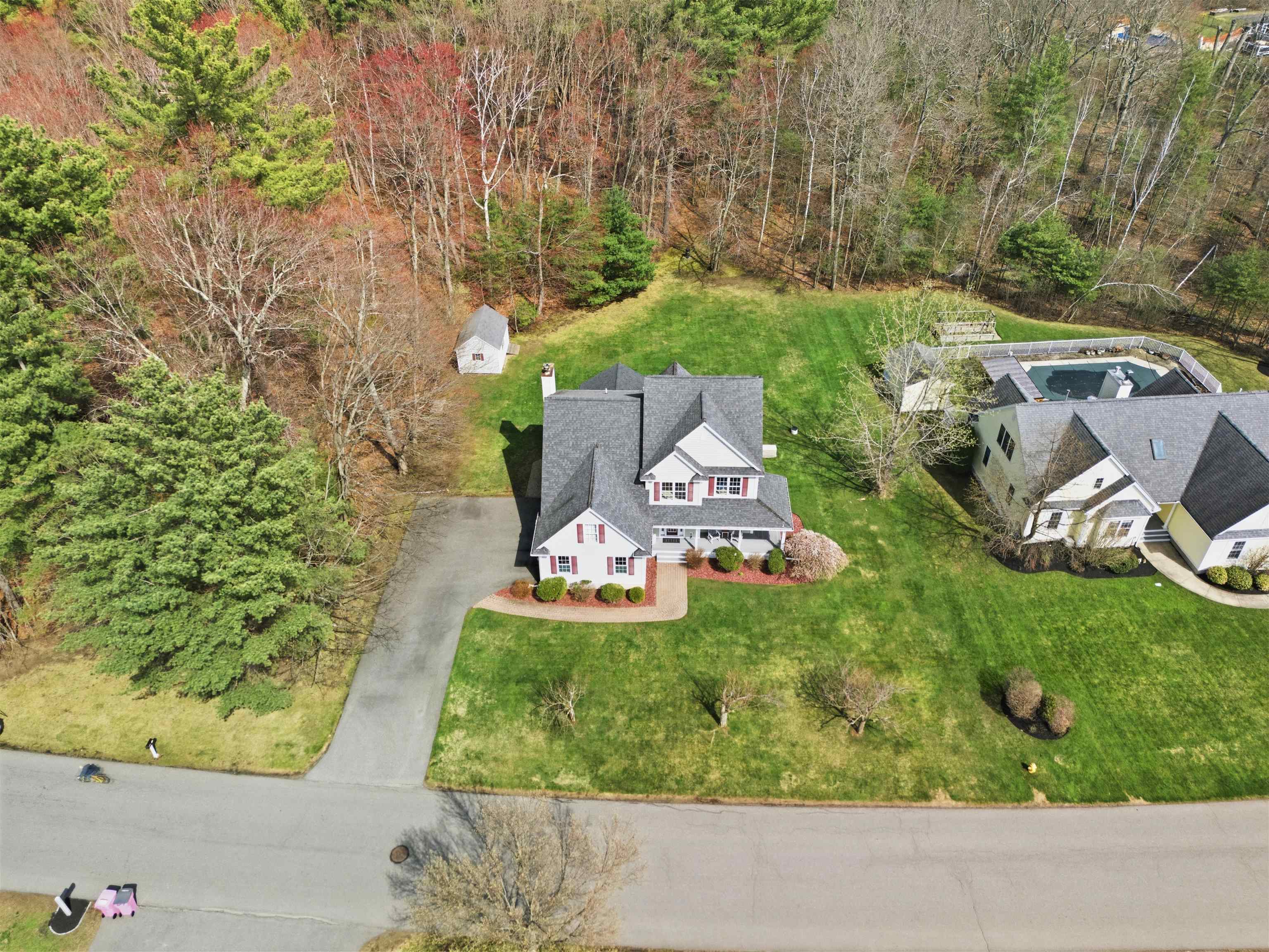 26 Flintlock Road Salem, NH 03079 - Photo 8 of 59