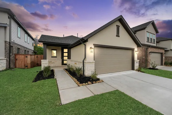 $2,100 | 31815 Autumn Spur Lane, Hockley, TX 77447